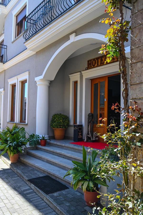 Hotel Epoka Shkoder Exterior photo