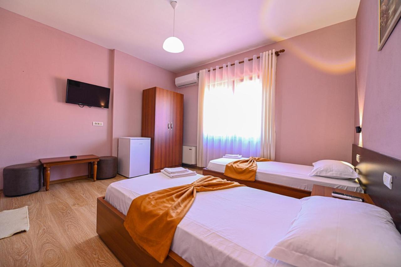 Hotel Epoka Shkoder Exterior photo